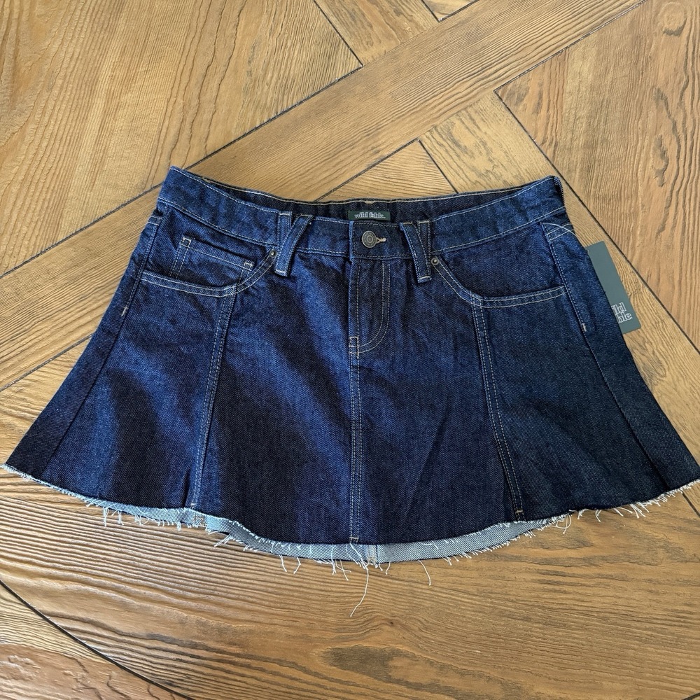 Wild Fable Skirt Womens Size 4 Dark Wash Denim Flare Mini Skirt Raw Hem